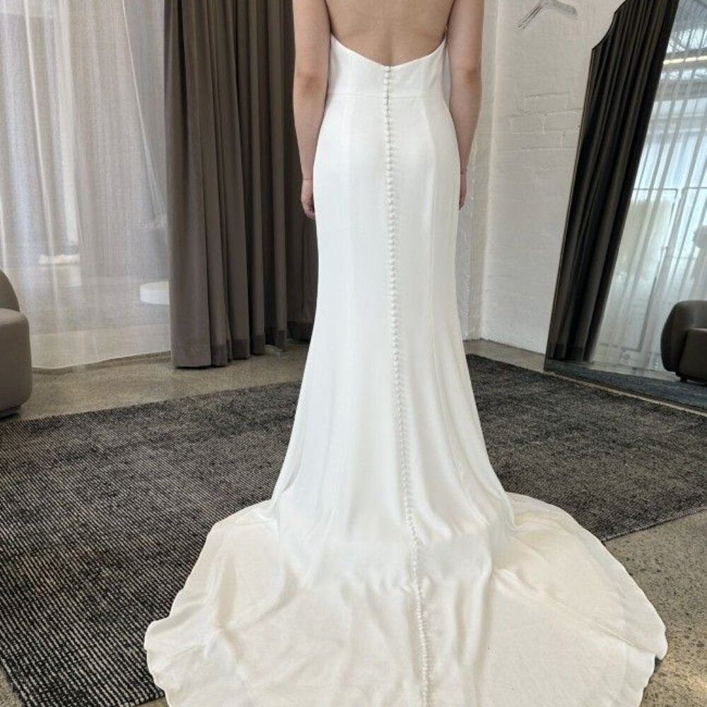 Jenny Yoo Justine Wedding Gown Size 12 NEW Crepe - Picture 2 of 10